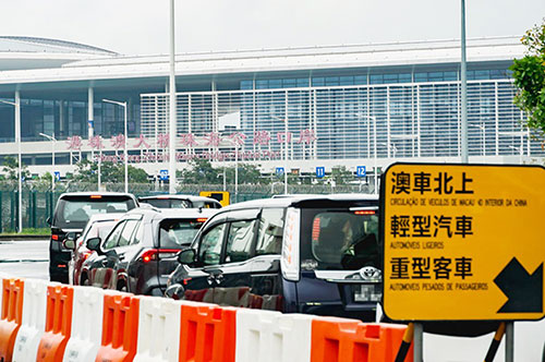 澳車北上 下月起限月約三次